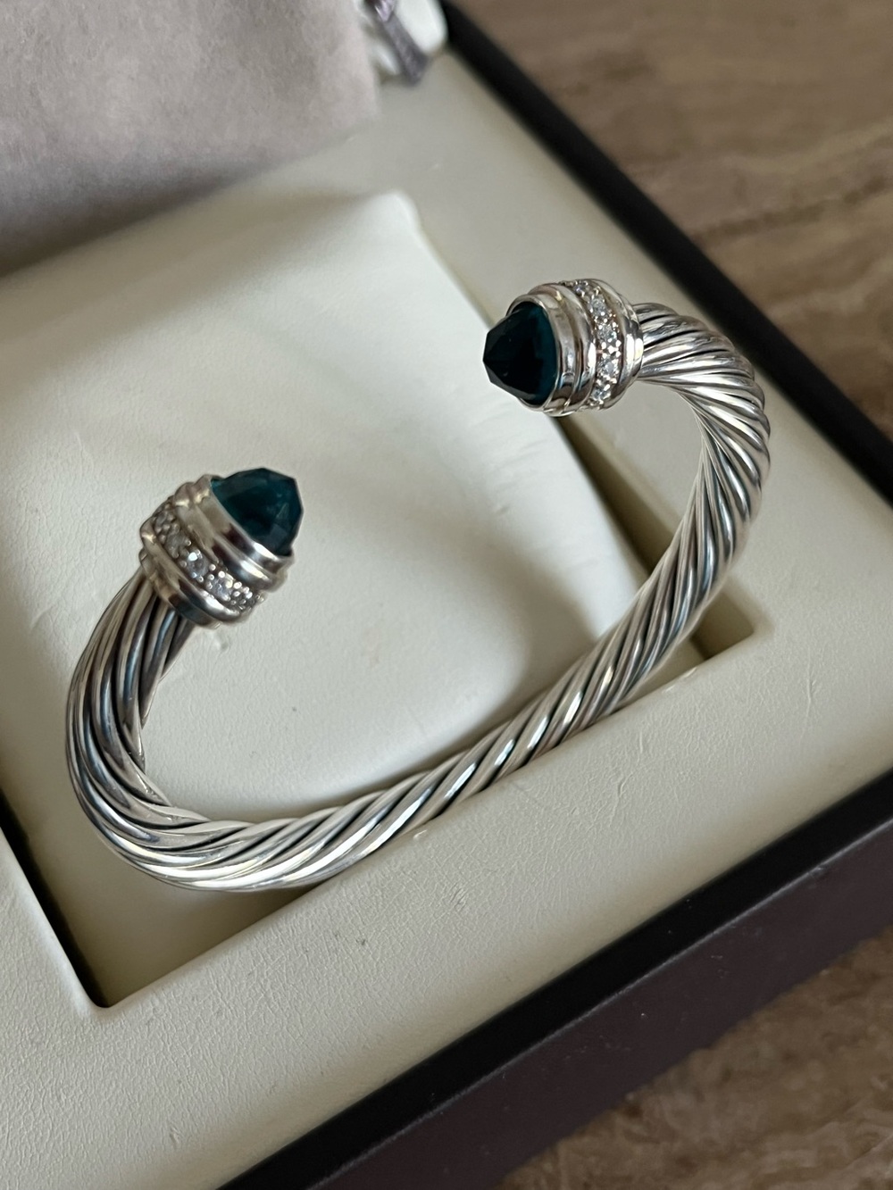 David Yurman Cable Diamond Bangle 7mm - Picture 2 of 8